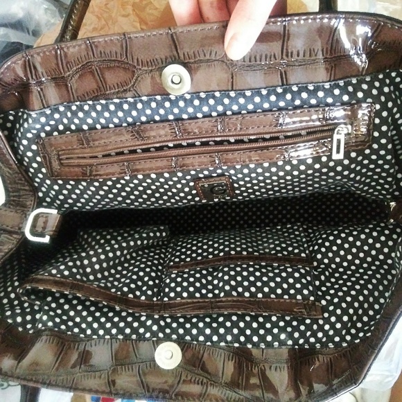 Guess BAGs - Picture 2 of 2